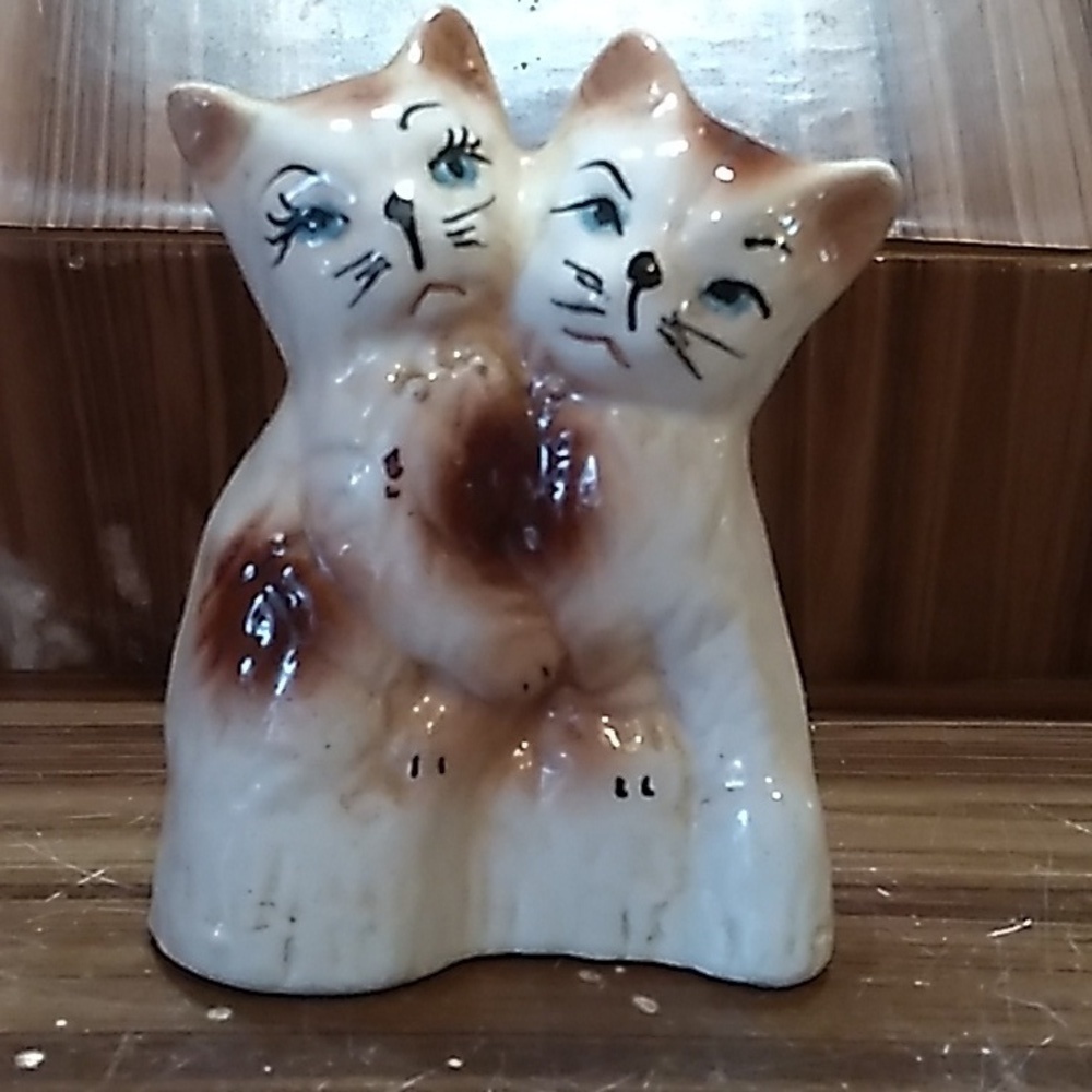 Vintage MCM cat 🙀 figurine made in Mexico